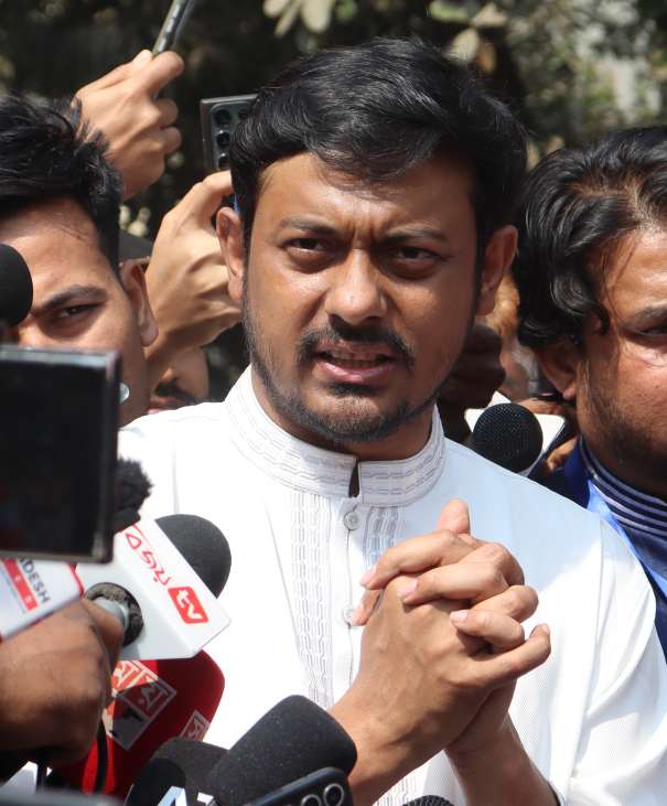 ঝিনাইদহে এনসিপি নেতা নাসীরুদ্দীন পাটওয়ারীর ওপর হামলা, আহত কয়েকজন